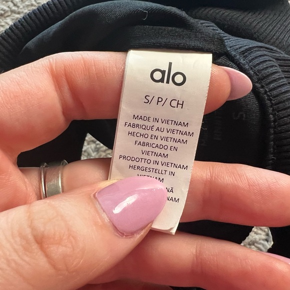 Alo black slit bra size S - Picture 3 of 3